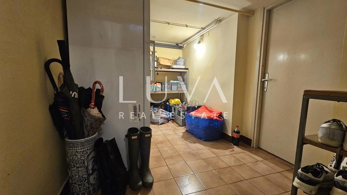 Hiša Na predaj - GRAD ZAGREB ZAGREB