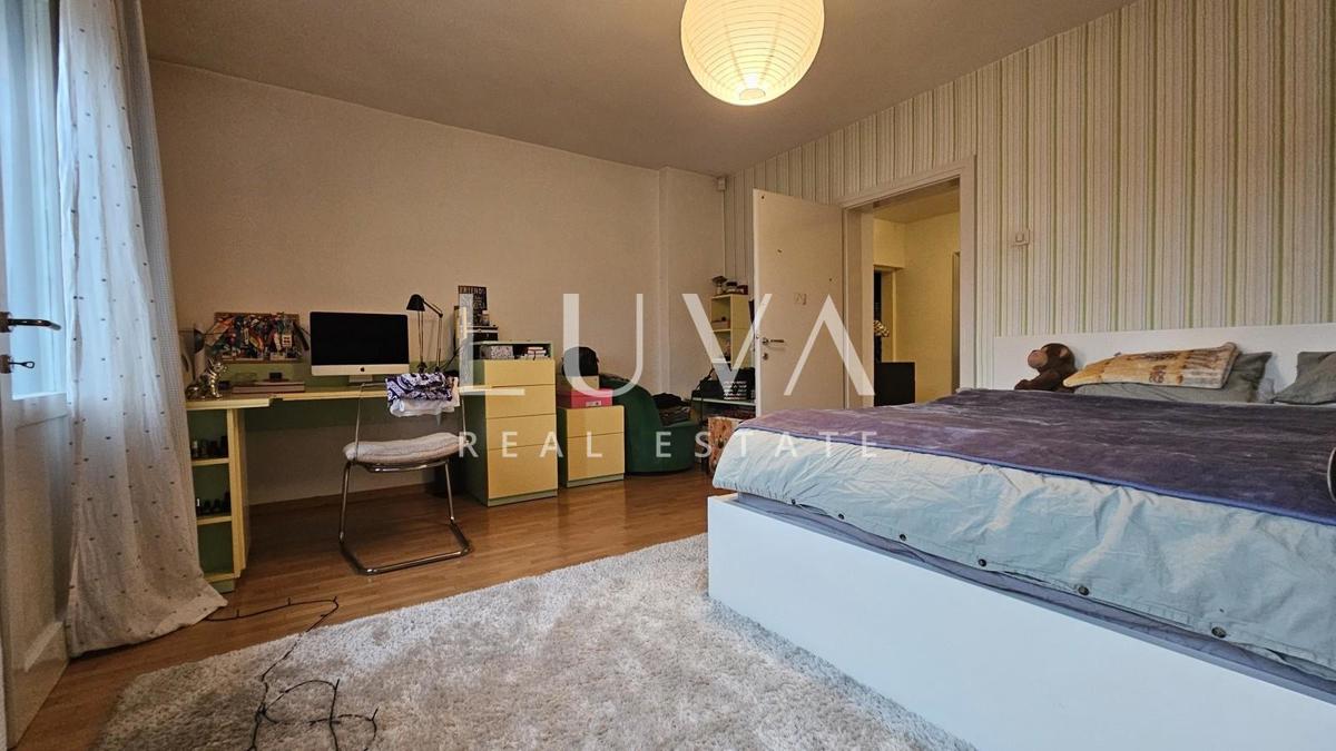 Hiša Na predaj - GRAD ZAGREB ZAGREB