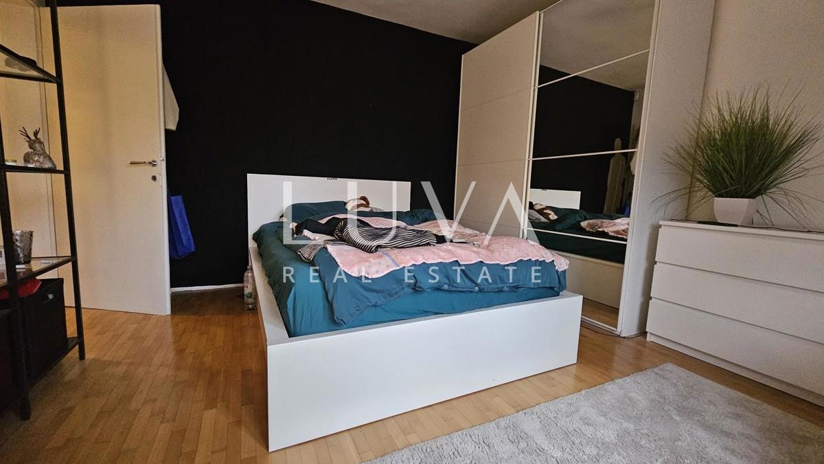 Hiša Na predaj - GRAD ZAGREB ZAGREB