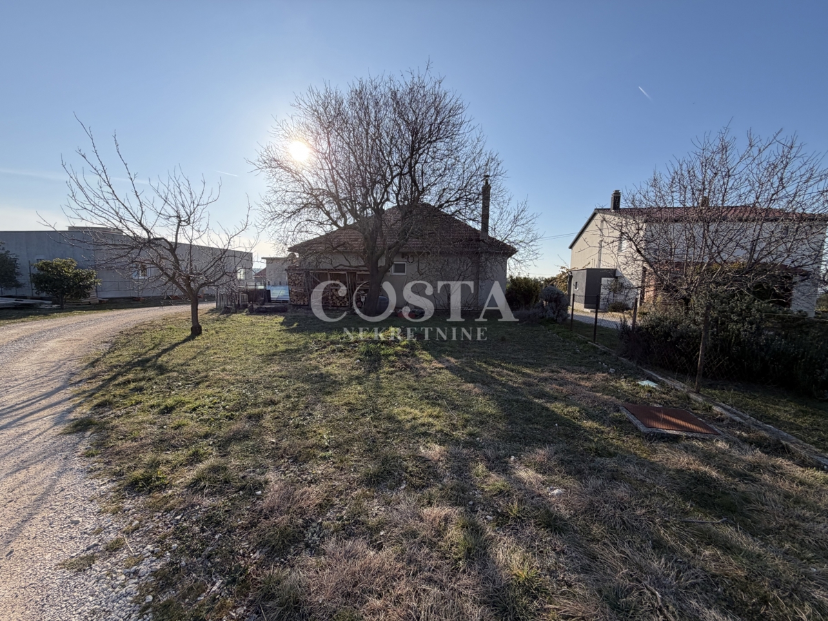 House For sale - ZADARSKA SUKOŠAN