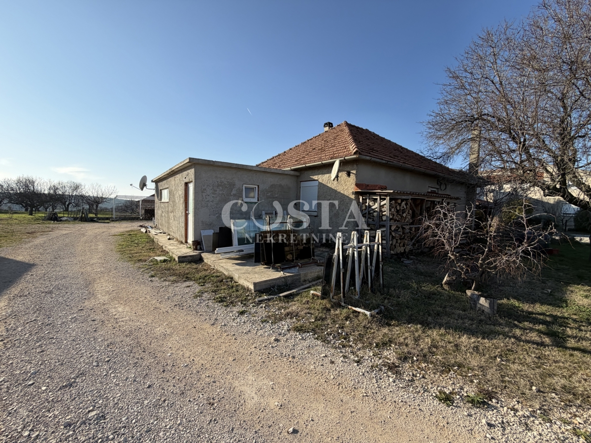 House For sale - ZADARSKA SUKOŠAN