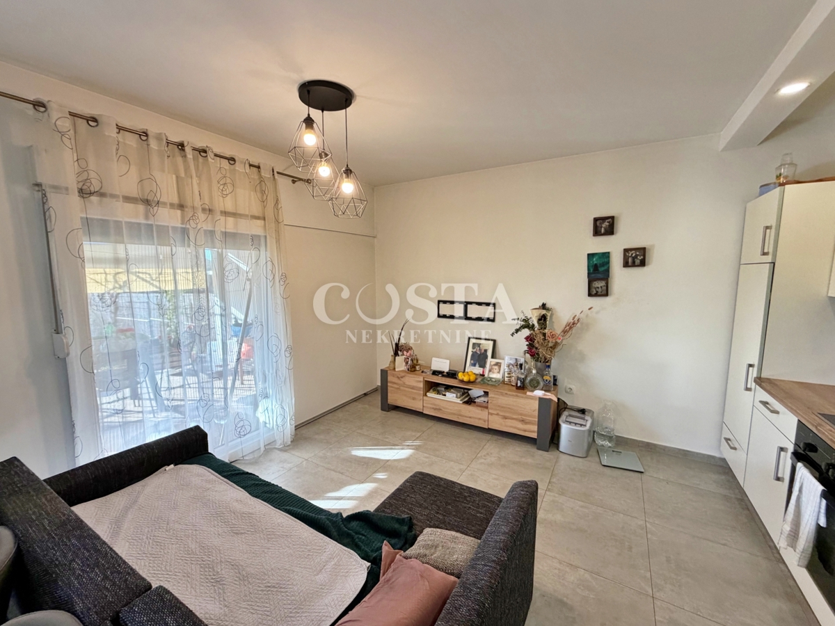 House For sale - ZADARSKA SUKOŠAN
