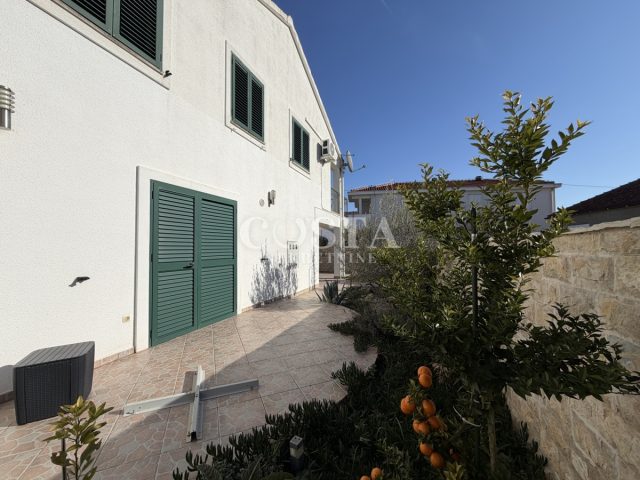 House for sale 175 m² – Nin