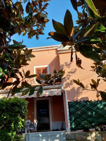 Haus Zu verkaufen - Primorsko-goranska Mali Lošinj - foto 2/23