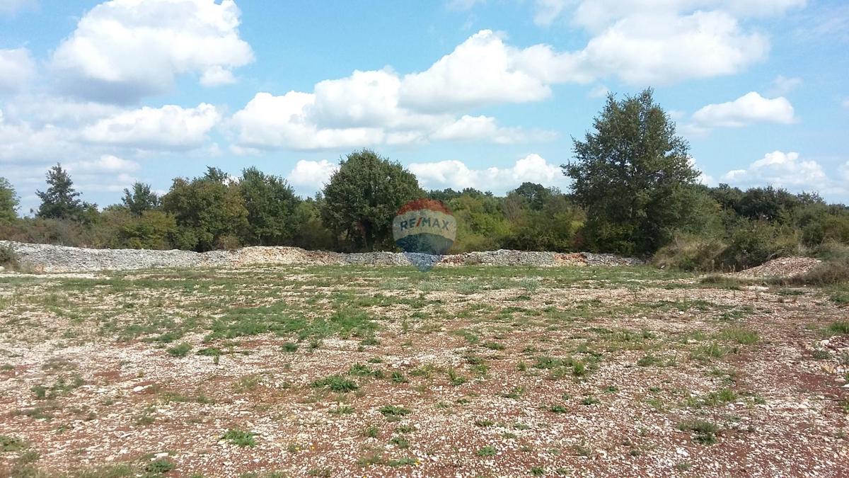 Parcela Na predaj - Istarska Kanfanar - foto 1/4