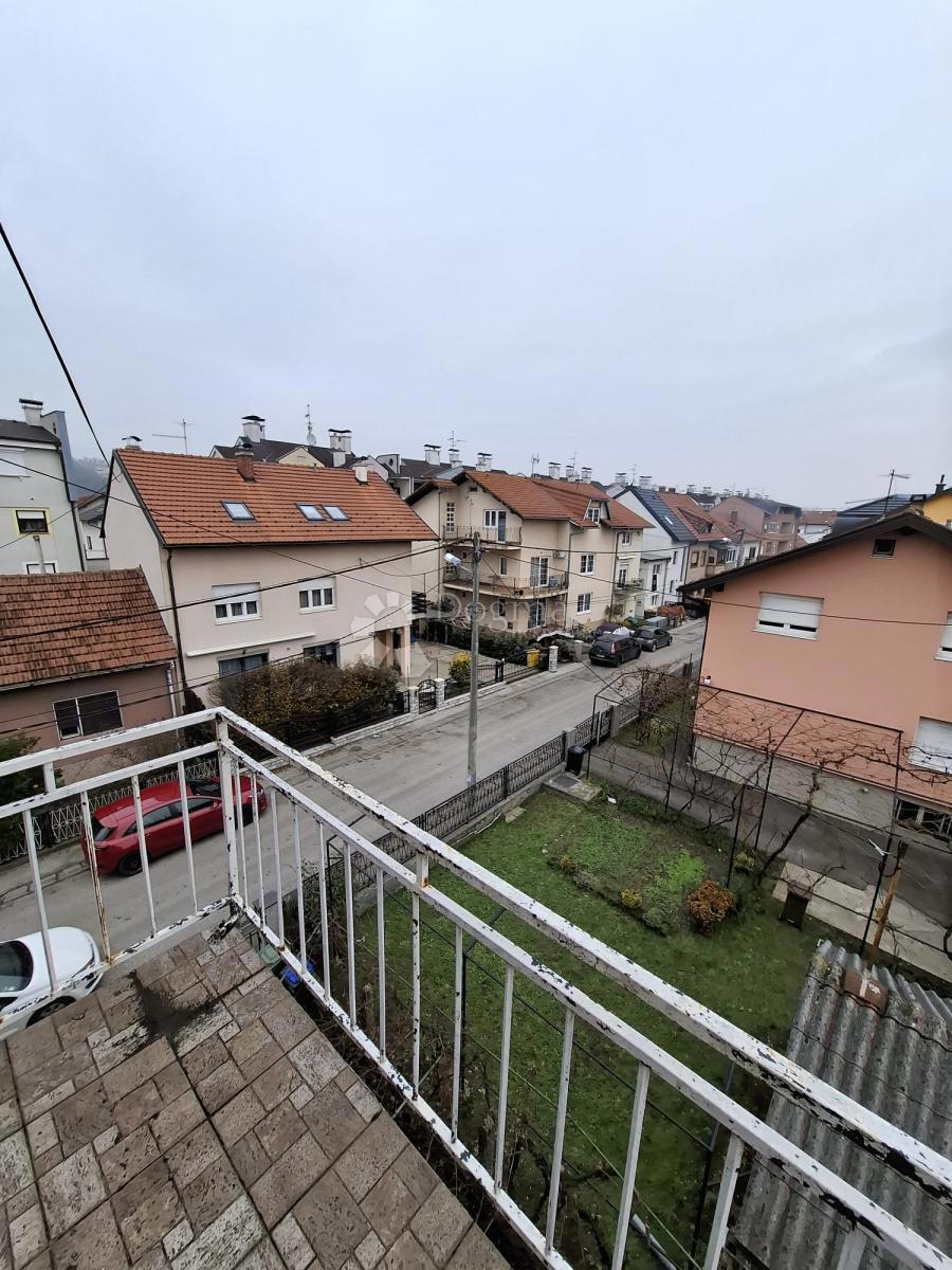 Dom Na sprzedaż - GRAD ZAGREB ZAGREB