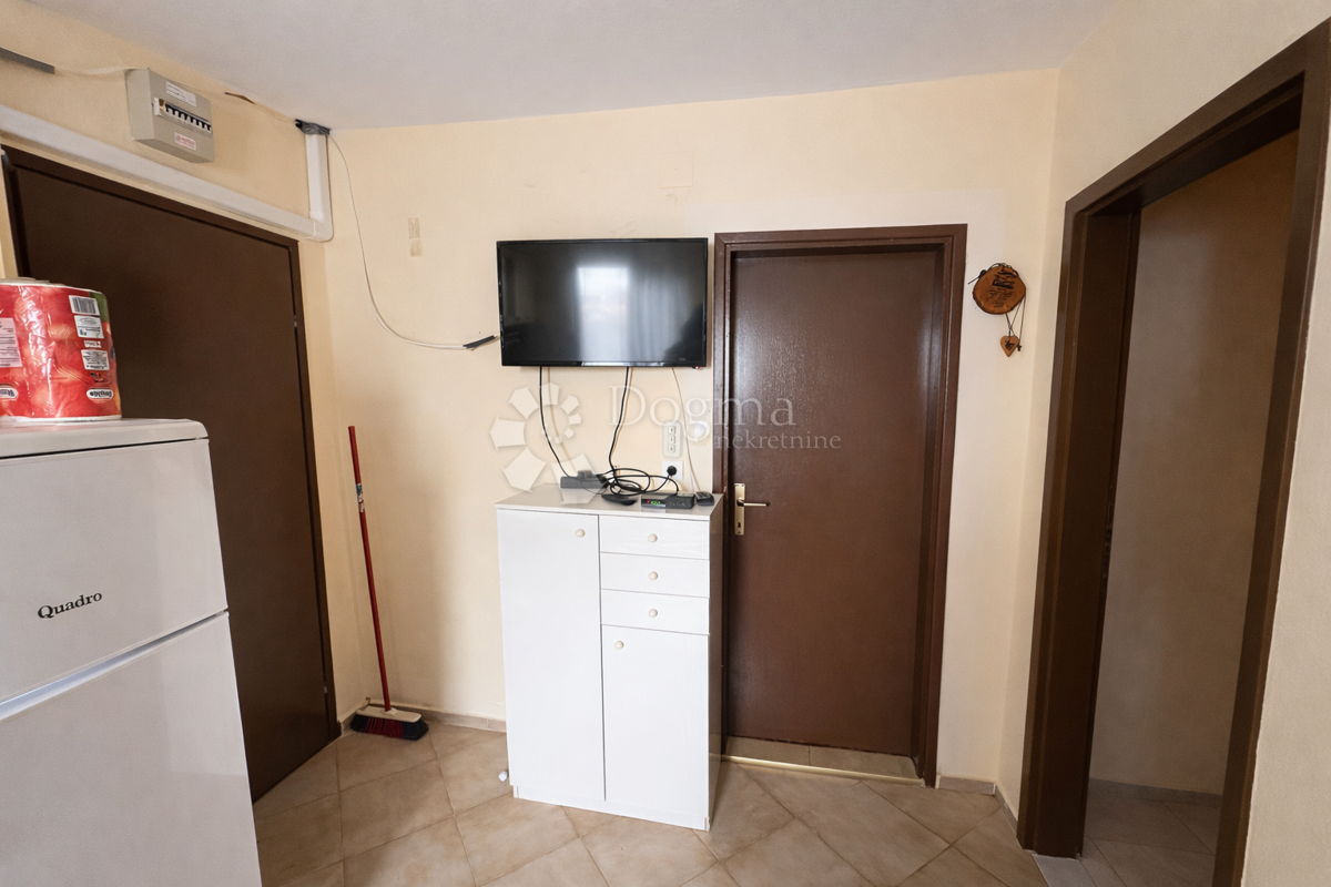 Appartement À vendre - ŠIBENSKO-KNINSKA TRIBUNJ