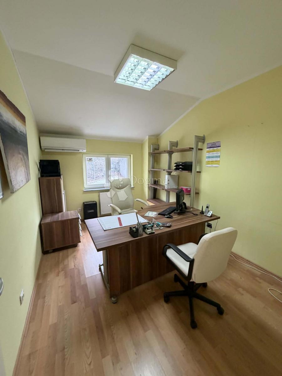 Locaux commerciaux À vendre - PRIMORSKO-GORANSKA MATULJI