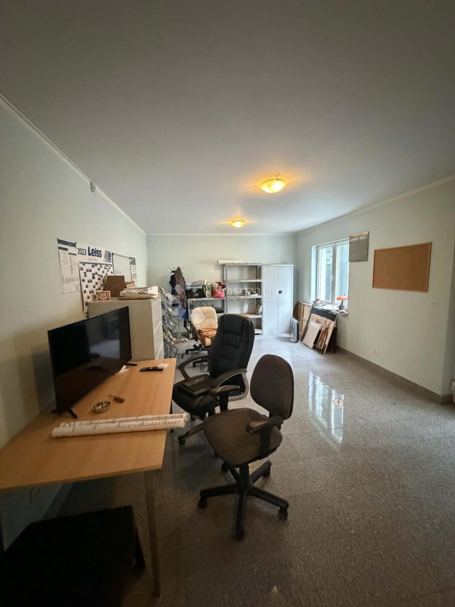 Locaux commerciaux À vendre - PRIMORSKO-GORANSKA MATULJI