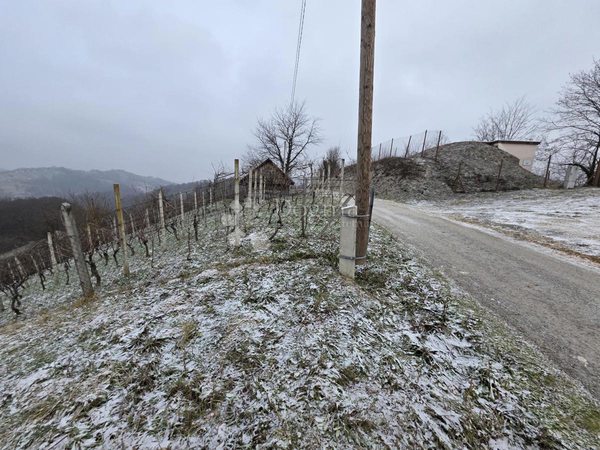 Zemljište Na prodaju - KRAPINSKO-ZAGORSKA KRAPINSKE TOPLICE