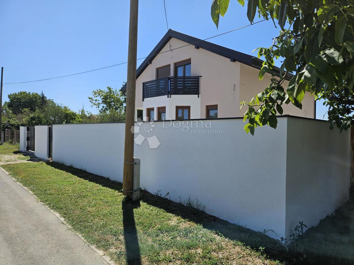 Kuća Na prodaju - OSJEČKO-BARANJSKA OSIJEK