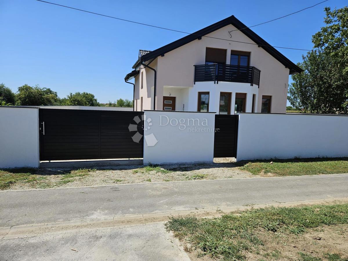 Kuća Na prodaju - OSJEČKO-BARANJSKA OSIJEK