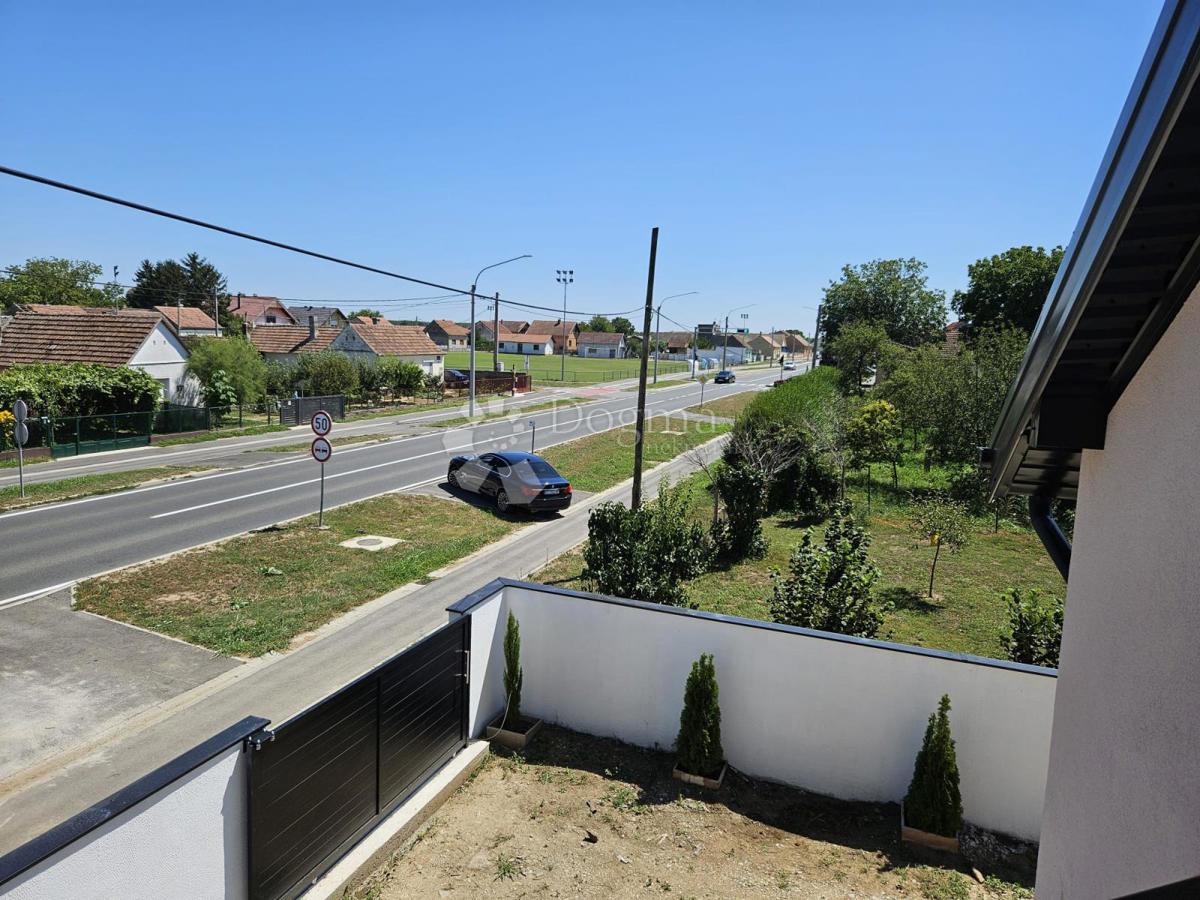 Kuća Na prodaju - OSJEČKO-BARANJSKA OSIJEK