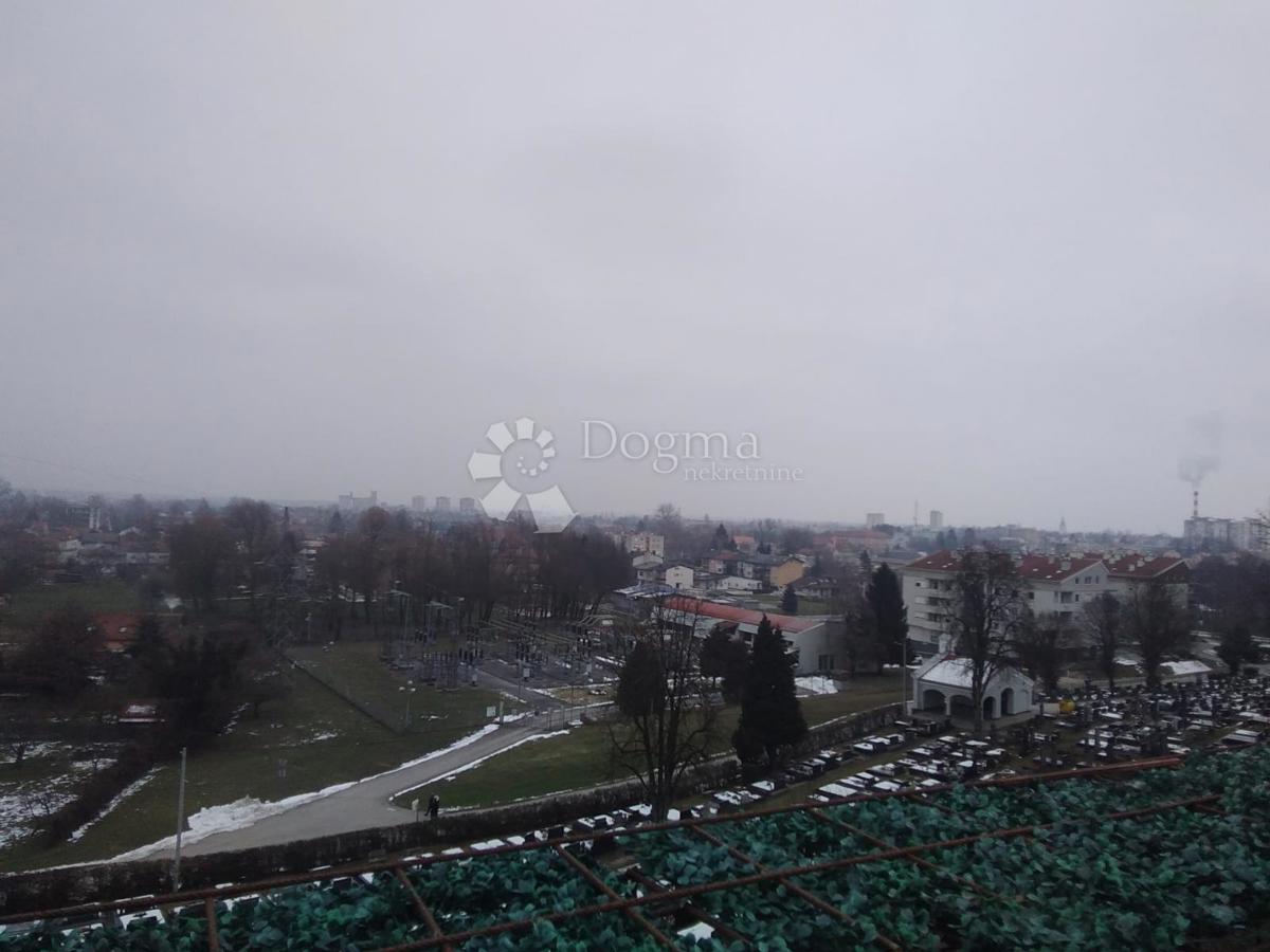 Pozemok Na predaj - KARLOVAČKA KARLOVAC