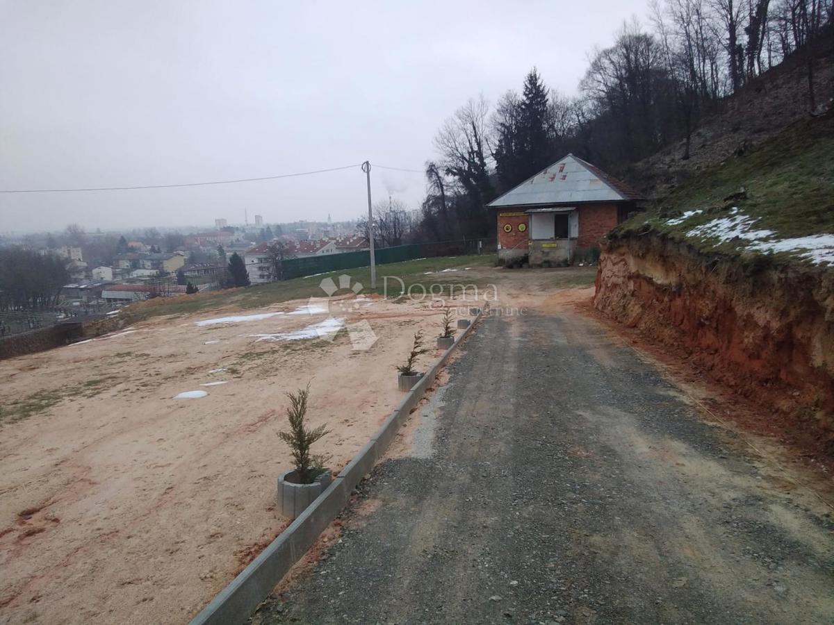 Pozemok Na predaj - KARLOVAČKA KARLOVAC