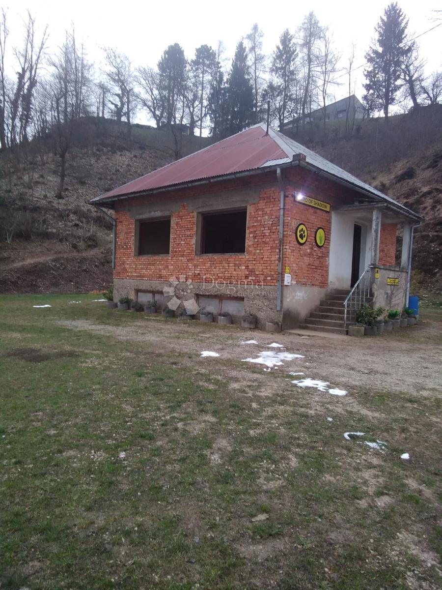 Pozemok Na predaj - KARLOVAČKA KARLOVAC