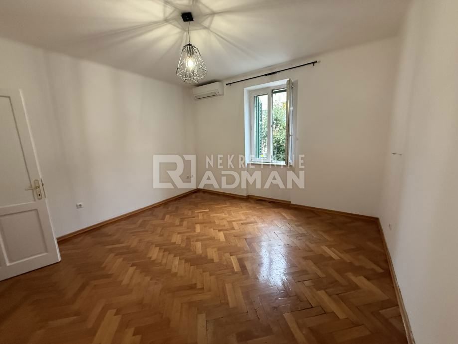 Apartmán Na prenájom - SPLITSKO-DALMATINSKA SPLIT