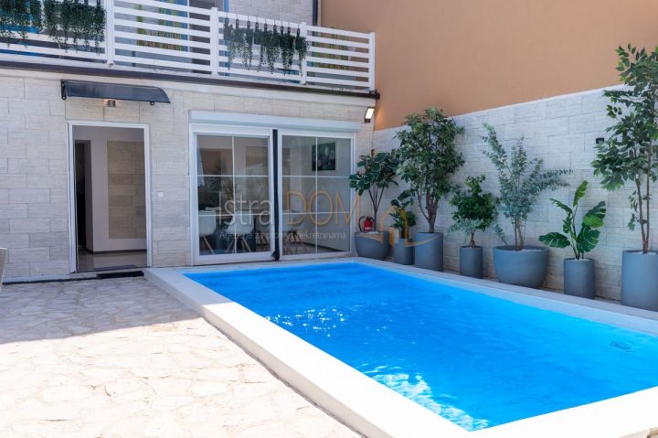 Casa In vendita - Istarska Poreč - foto 2/17