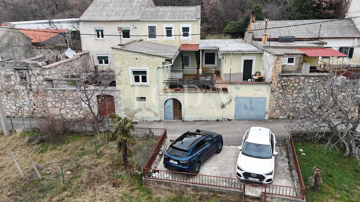 Kuća Na prodaju - Primorsko-goranska Vinodolska Općina - foto 1/35