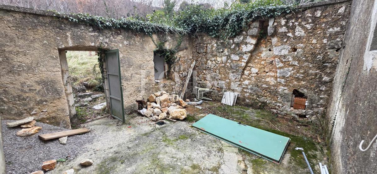 Kuća Na prodaju - PRIMORSKO-GORANSKA VINODOLSKA OPĆINA