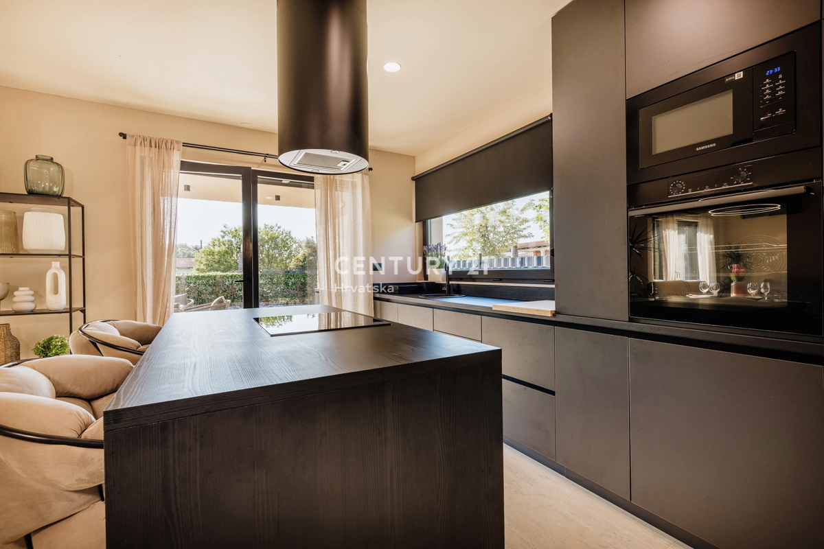 Maison À vendre - ISTARSKA TAR-VABRIGA