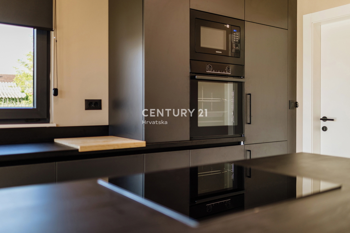 Maison À vendre - ISTARSKA TAR-VABRIGA