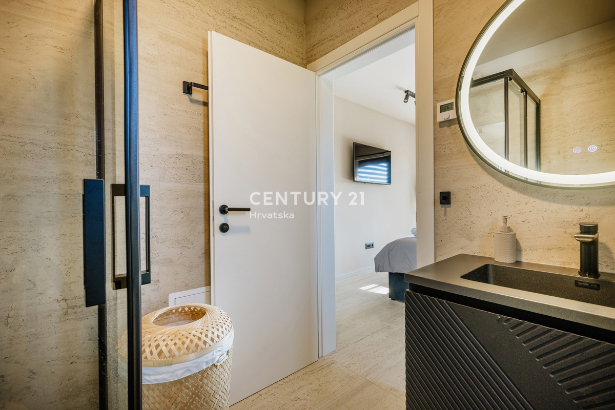 Maison À vendre - ISTARSKA TAR-VABRIGA