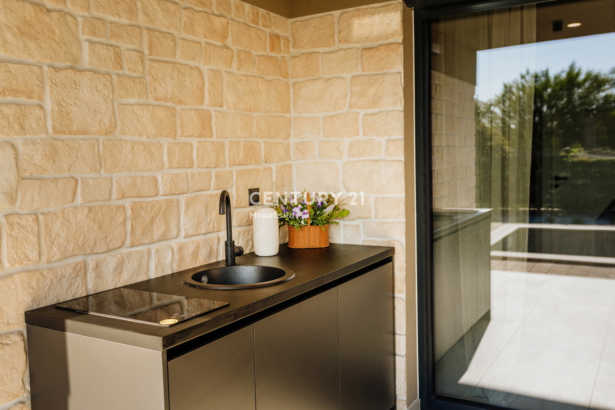 Maison À vendre - ISTARSKA TAR-VABRIGA