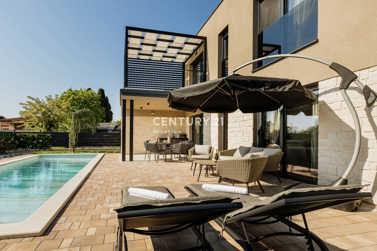 Maison À vendre - ISTARSKA TAR-VABRIGA