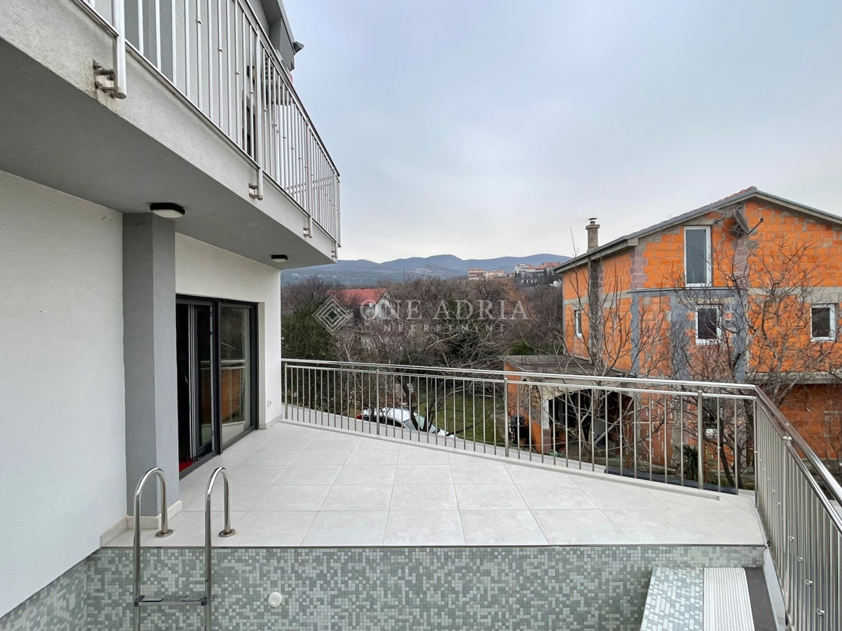 Kuća Na prodaju - PRIMORSKO-GORANSKA NOVI VINODOLSKI