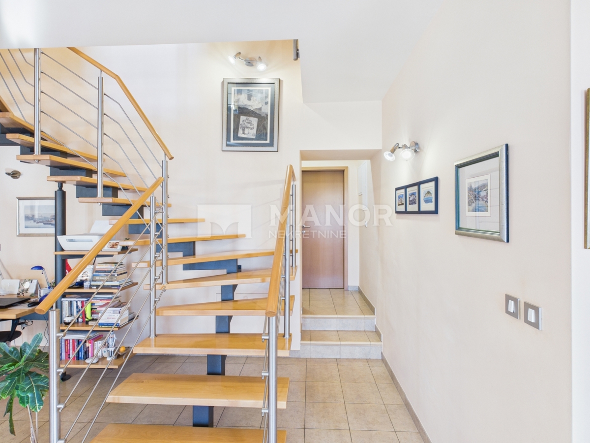 House For sale - PRIMORSKO-GORANSKA KOSTRENA