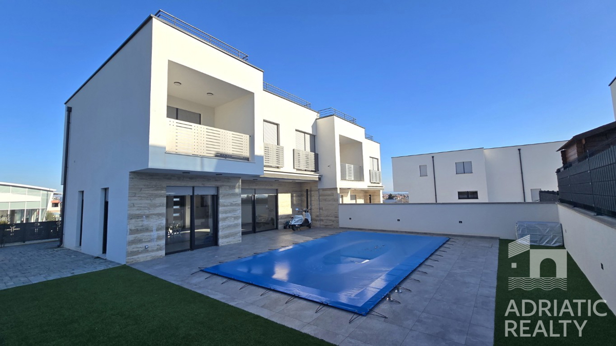 House For sale - šibensko-kninska Vodice - foto 1/24