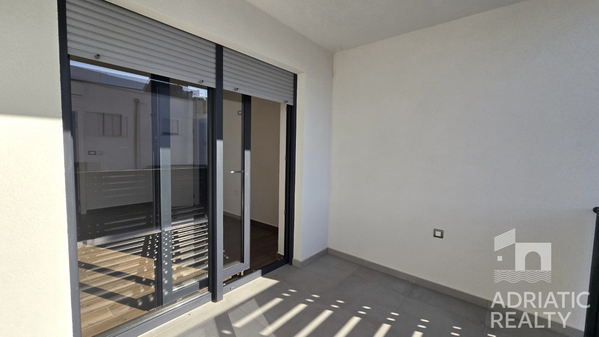 House For sale - ŠIBENSKO-KNINSKA VODICE