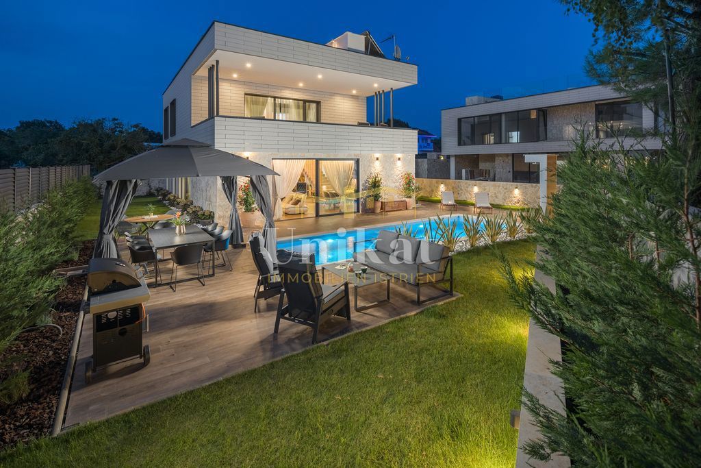 Kuća Na prodaju - ISTARSKA POREČ
