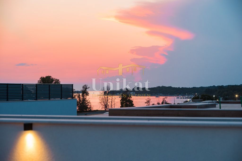 Kuća Na prodaju - ISTARSKA POREČ