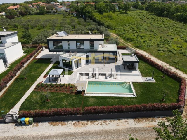 Maison à vendre 225 m² – Poreč