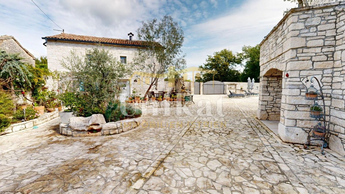 Kuća Na prodaju - ISTARSKA TINJAN