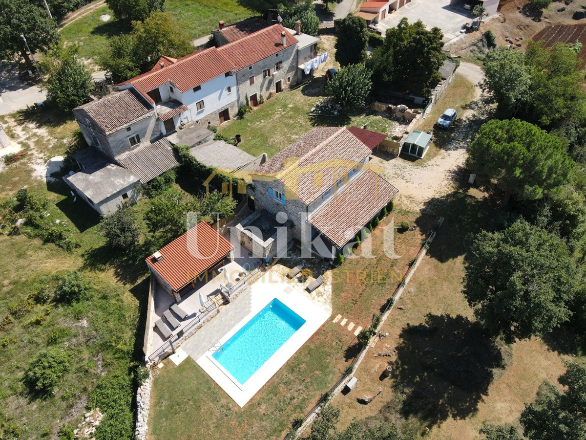 Kuća Na prodaju - ISTARSKA SVETI LOVREČ