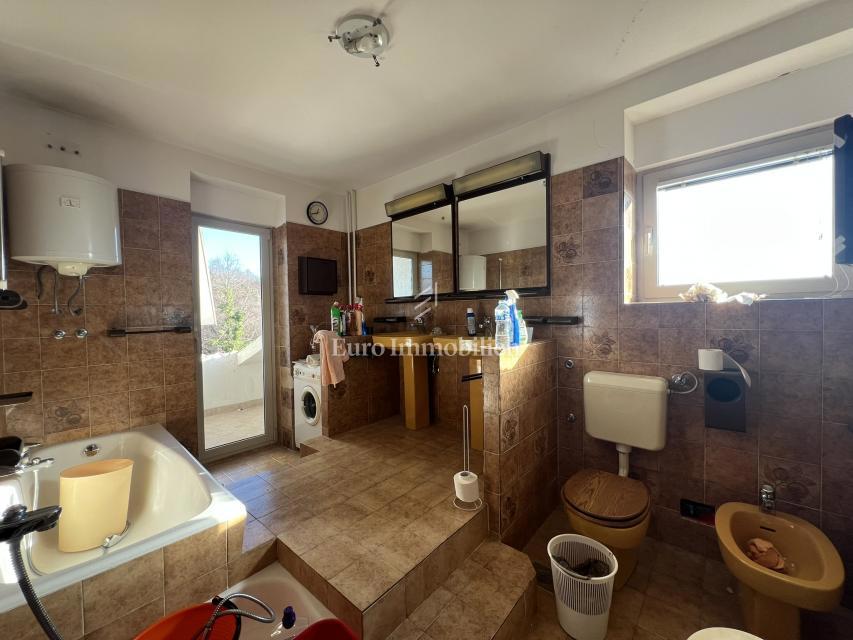 Casa In vendita - PRIMORSKO-GORANSKA VIŠKOVO