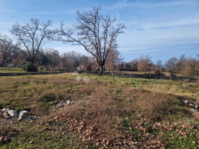 Land for sale 610 m² – Krk
