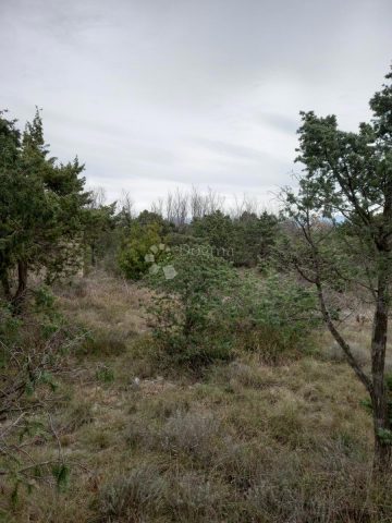 Land for sale 4337 m² – Vrsi