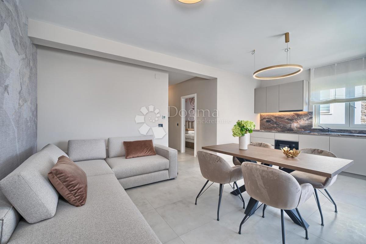 Apartmán Na predaj - ŠIBENSKO-KNINSKA PRIMOŠTEN