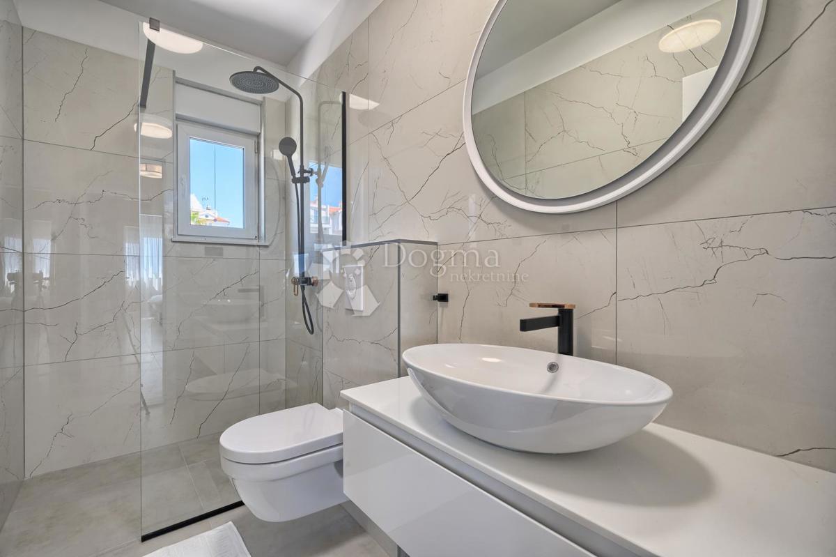 Apartmán Na predaj - ŠIBENSKO-KNINSKA PRIMOŠTEN