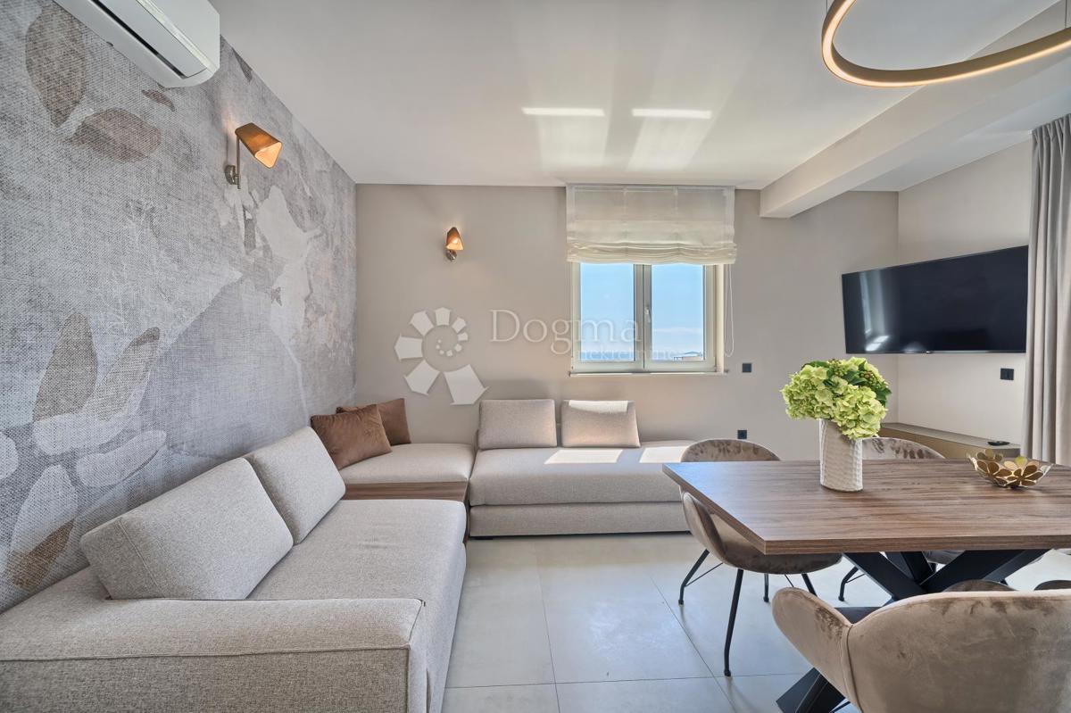 Appartement À vendre PRIMOŠTEN