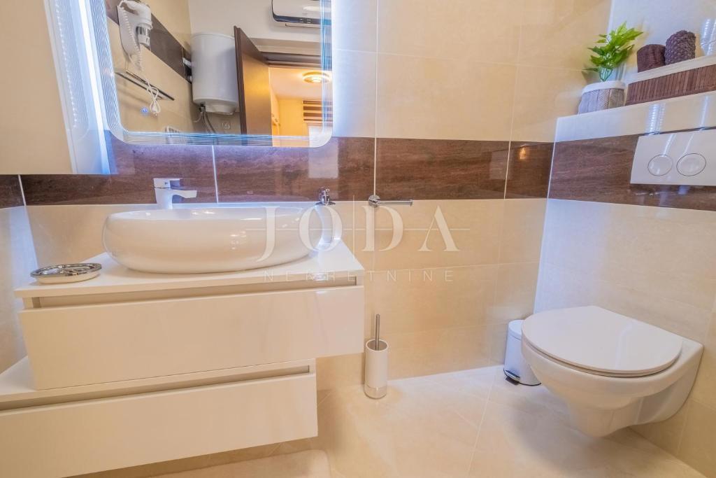 House For sale - PRIMORSKO-GORANSKA NOVI VINODOLSKI