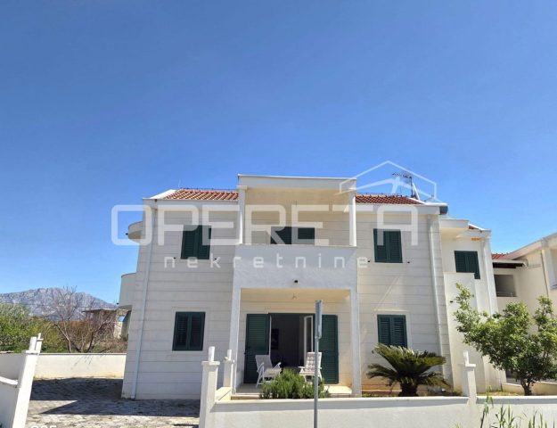 Haus zu verkaufen 300 m² – Hvar