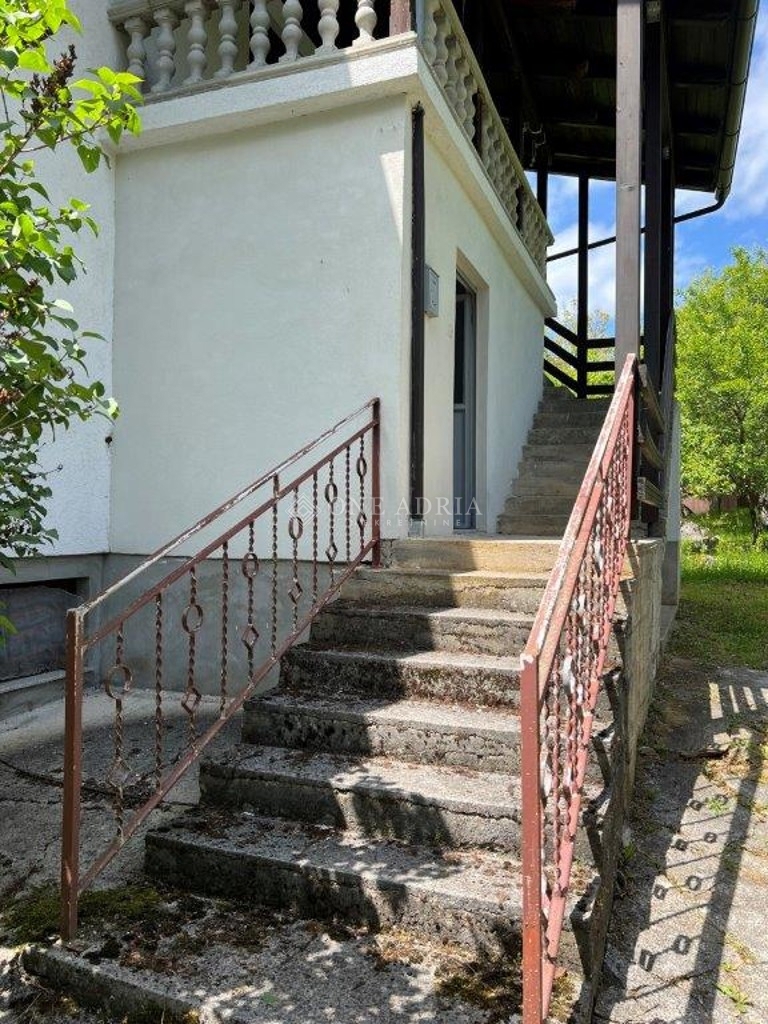 Casa In vendita - KARLOVAČKA TOUNJ
