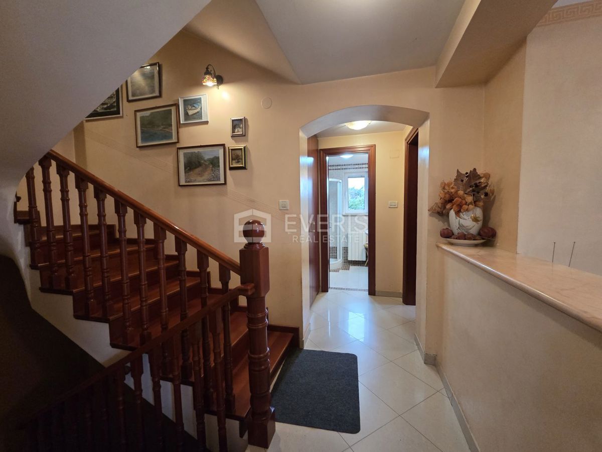 Casa In vendita - PRIMORSKO-GORANSKA VIŠKOVO