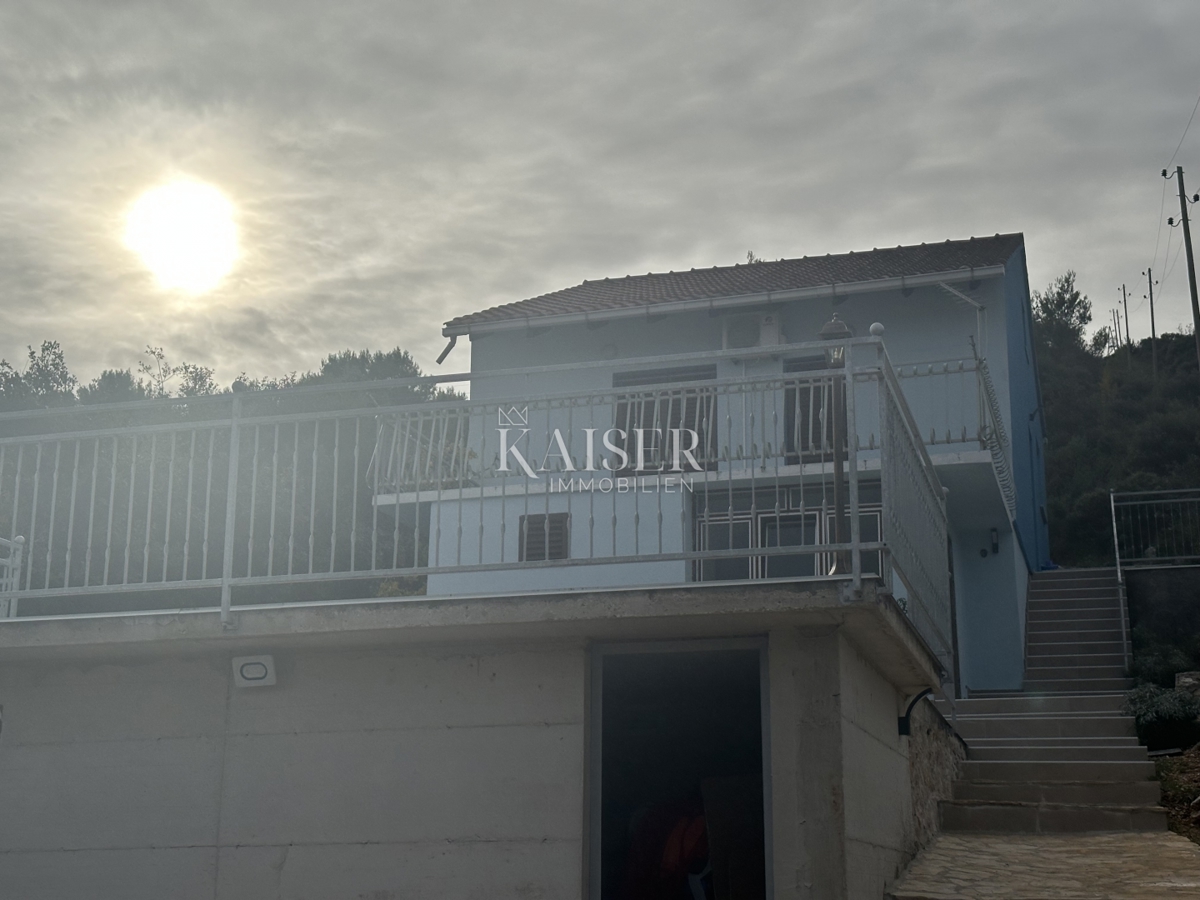 Casa In vendita - SPLITSKO-DALMATINSKA MARINA