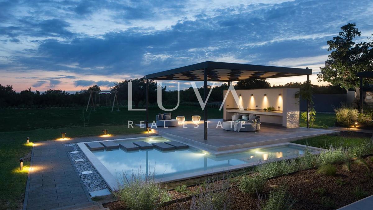 Haus Zu verkaufen - ISTARSKA BALE